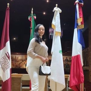 Meet your Posher, Lupita